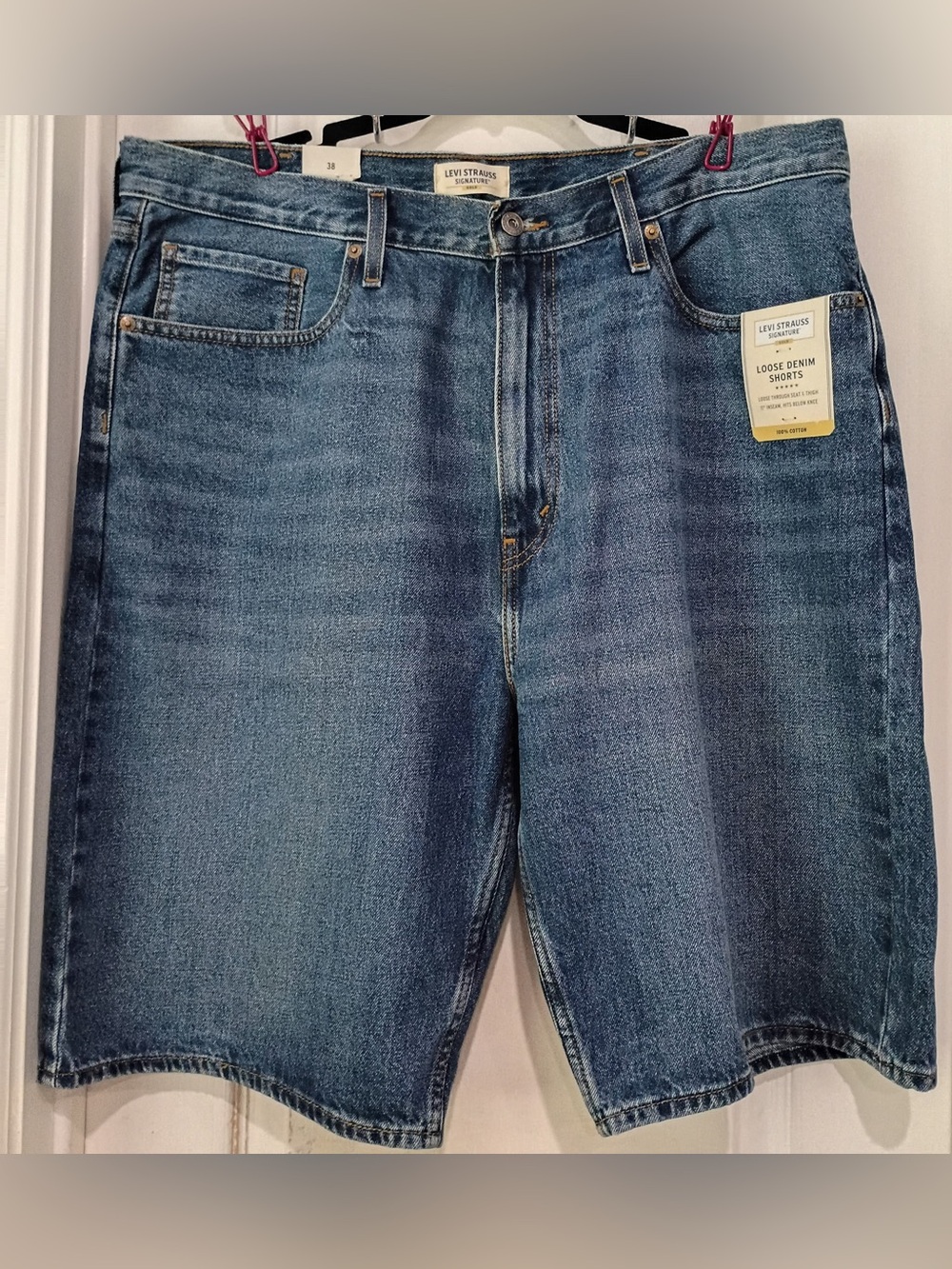 Levi Signature Men’s 38 Loose Denim Shorts